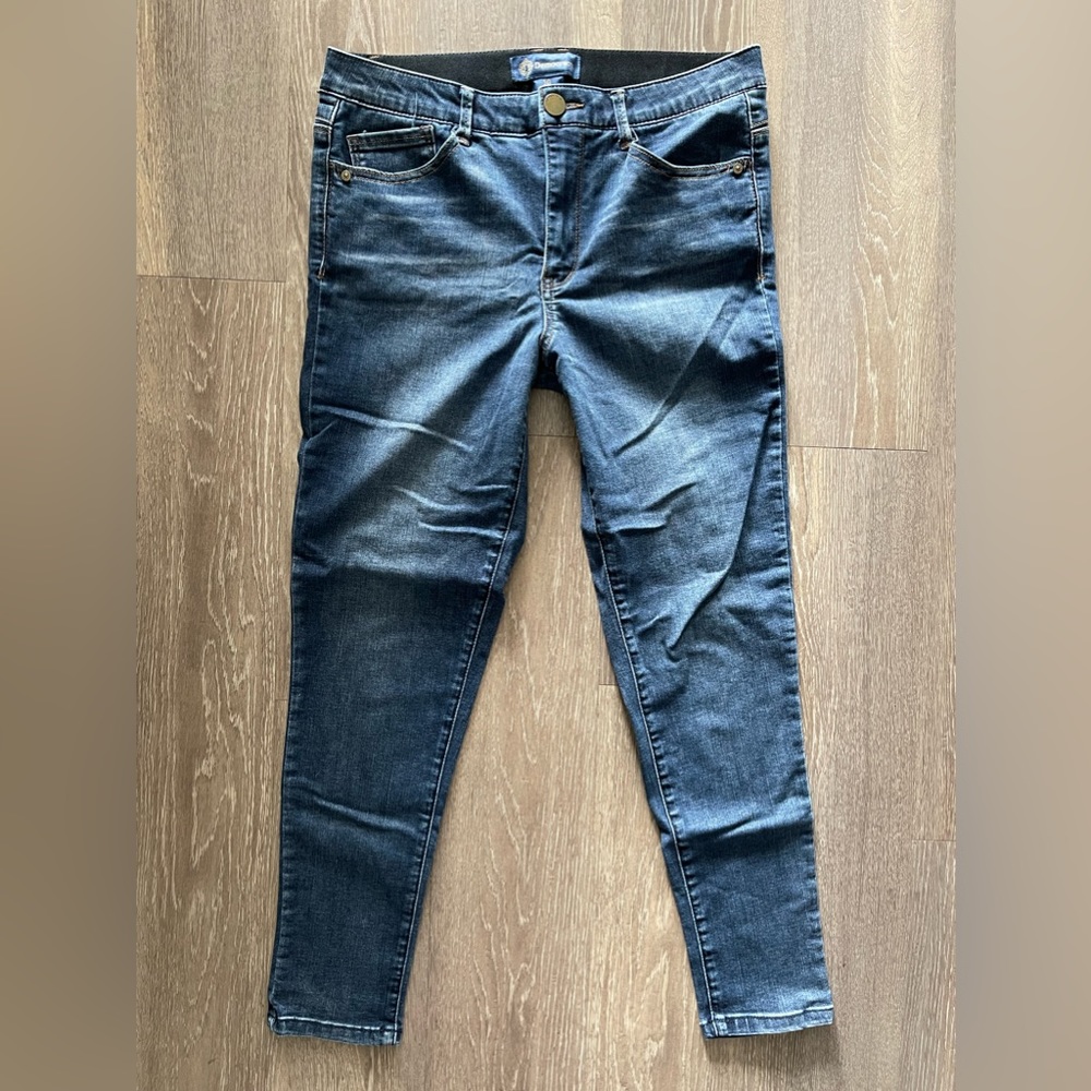 Democracy “Ab”Solution Ankle Cropped Jeans Sz 10